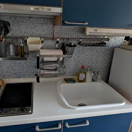 Apartmán Calm & Comfortable At Kalamaria, Walk To The Sea Soluň