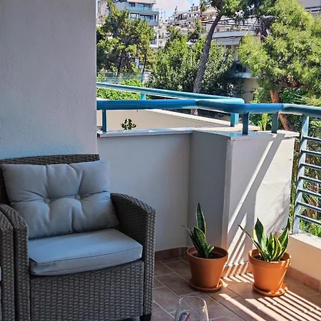 Calm & Comfortable At Kalamaria, Walk To The Sea