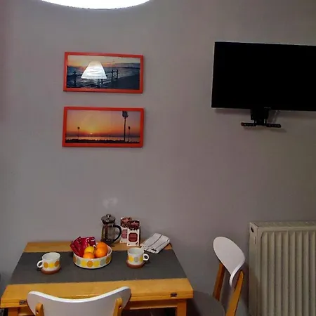 Apartmán Calm & Comfortable At Kalamaria, Walk To The Sea *