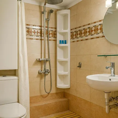 Calm & Comfortable - At Kalamaria Appartement