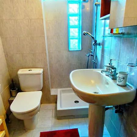 Calm & Comfortable - At Kalamaria Apartamento Tessalónica