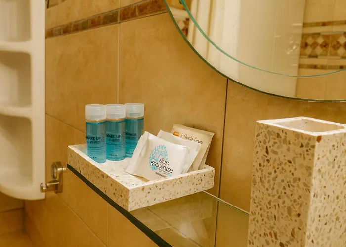 Calm & Comfortable - At Kalamaria Apartment Thessaloniki