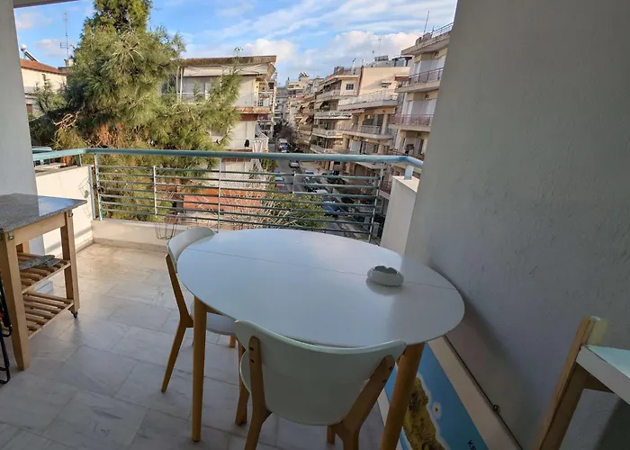Apartment Calm & Comfortable - At Kalamaria Thessaloniki