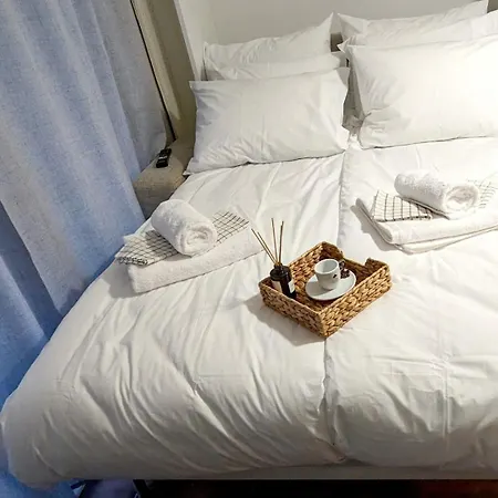 Lägenhet Calm & Comfortable Studio - Apartment At Central Kalamaria