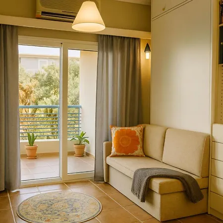 Calm & Comfortable - At Kalamaria * 테살로니키